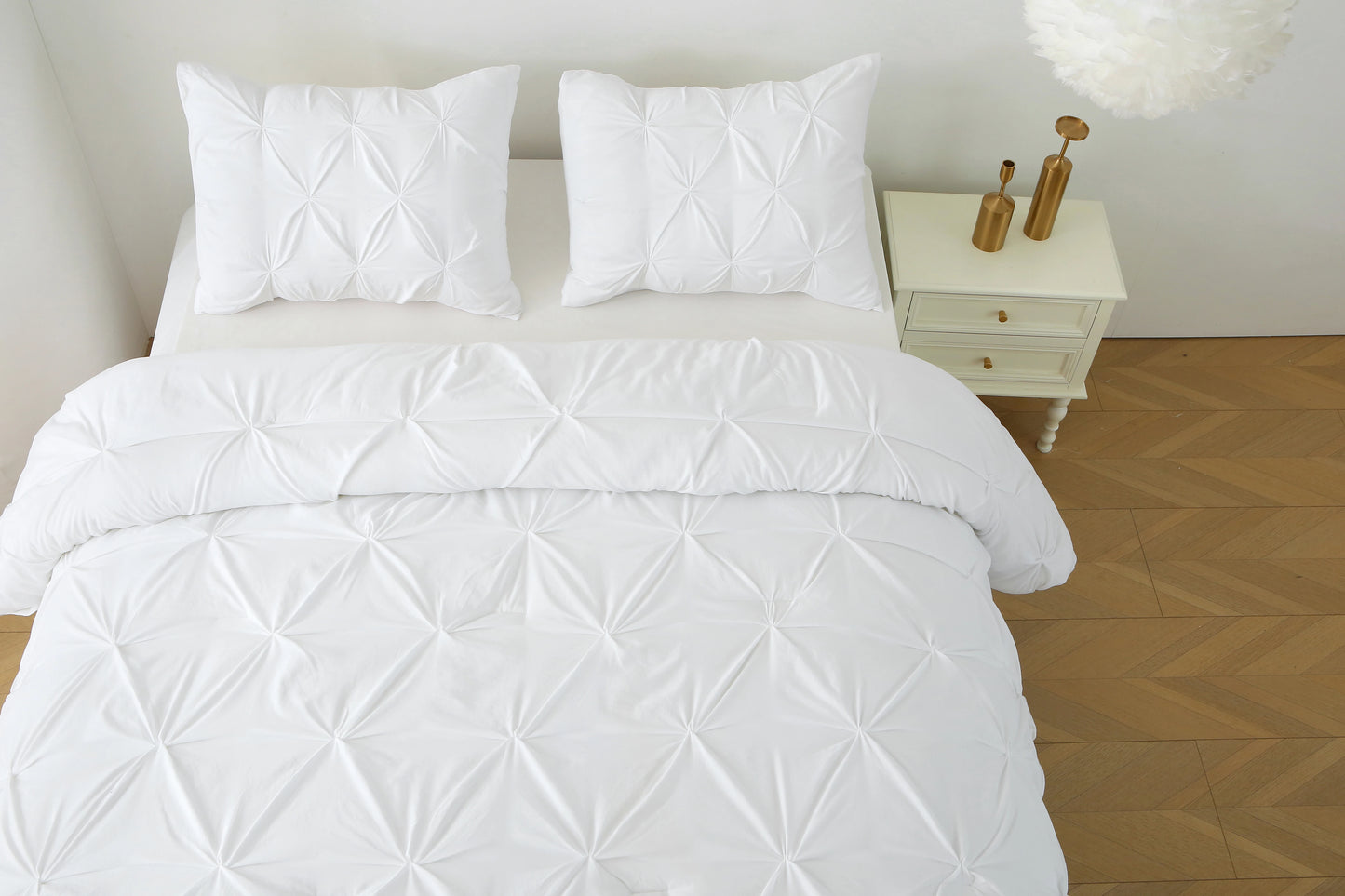 King Pintuck Comforter Set Down Alternative Shams White